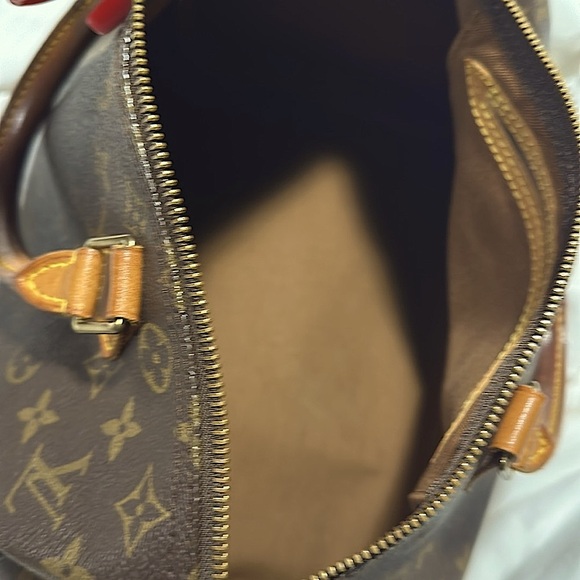 Authentic Louis Vuitton Speedy 30 Bag - Picture 5 of 9